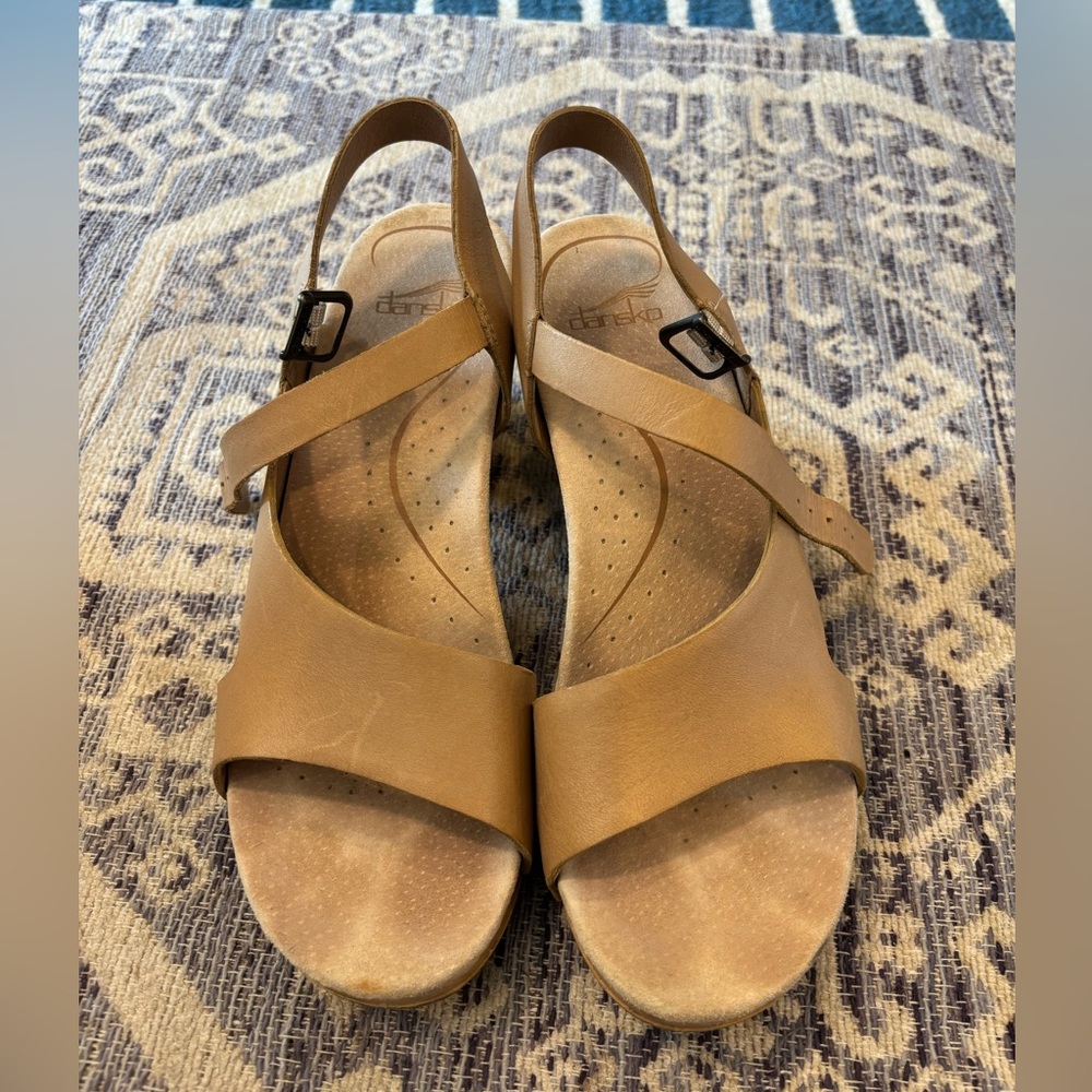 Danskin Tan Minimalist Comfort Sandals Size 39